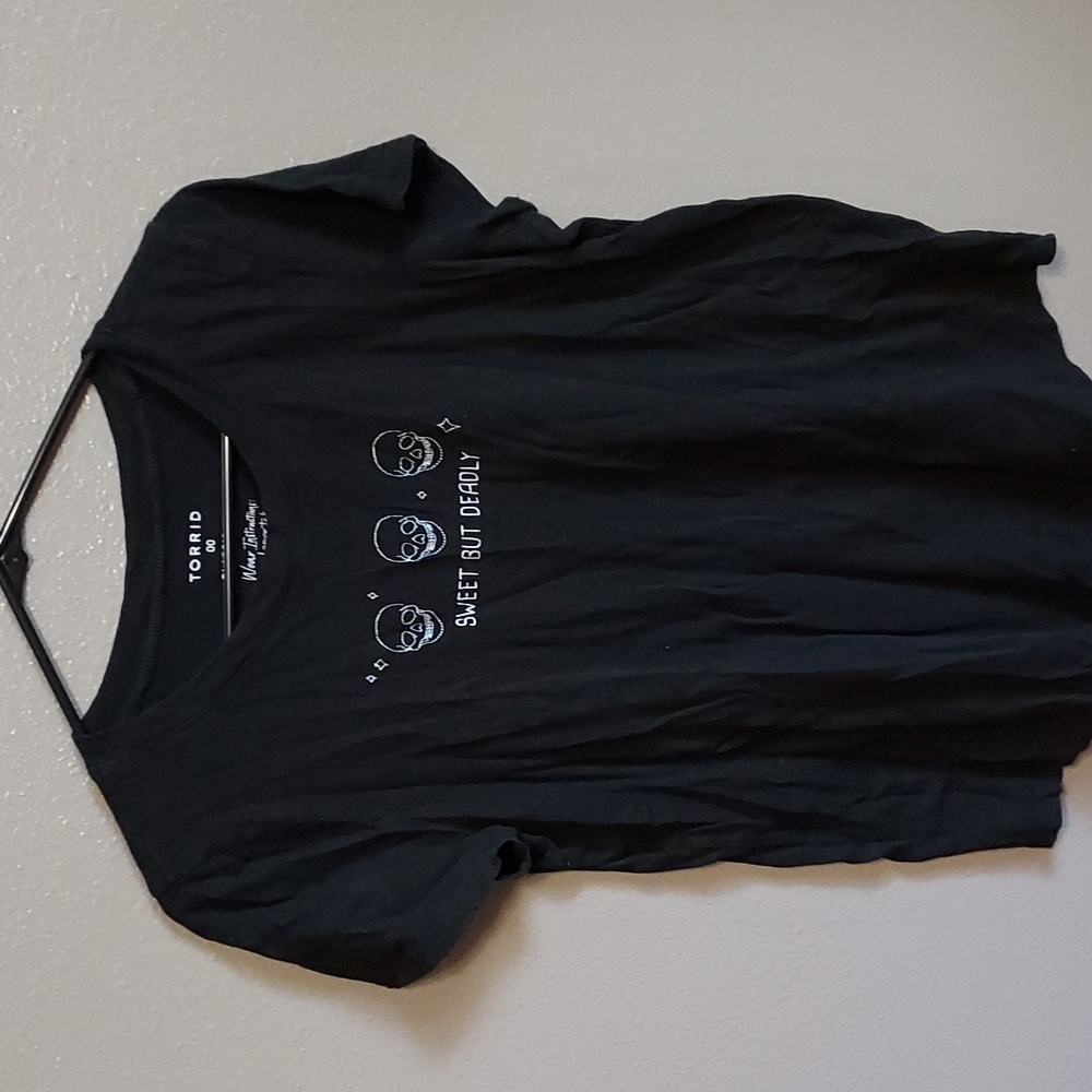 Torrid skull top
